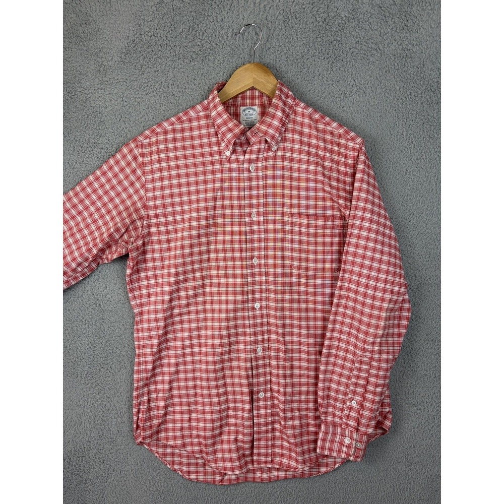 VTG Brooks Brothers Shirt Mens Medium Red Regent Cotton Button Down Made USA